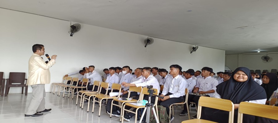 Matrukulasi Mahasiswa Baru Oleh Rektor UNIKA